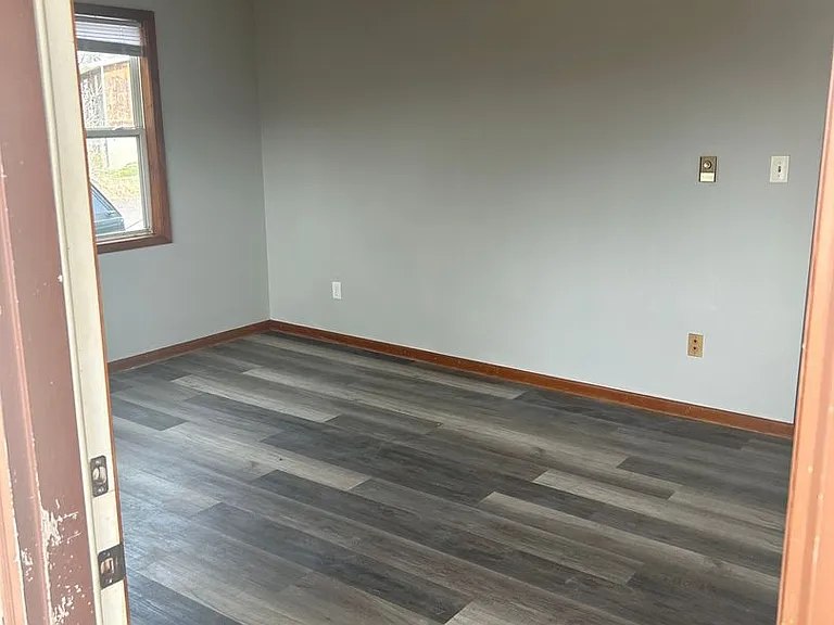 1101 E South Elizabeth St — Photo 3