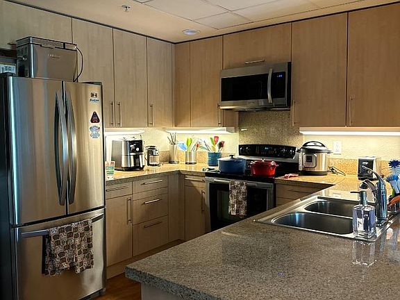 4th image of 88 Bush St Unit 3207