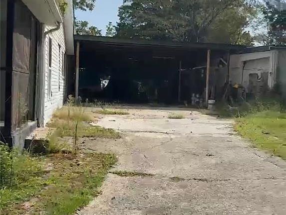 2nd image of 1559 Old Concord Rd SE