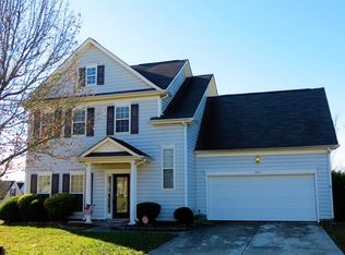 8805 Firestreak Dr, Charlotte, NC 28216