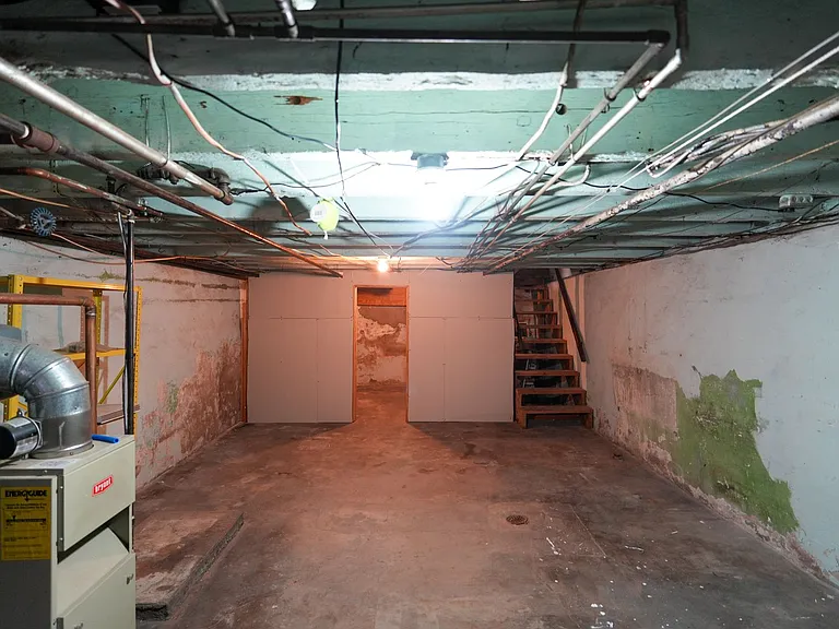 217 Moore St — Photo 21