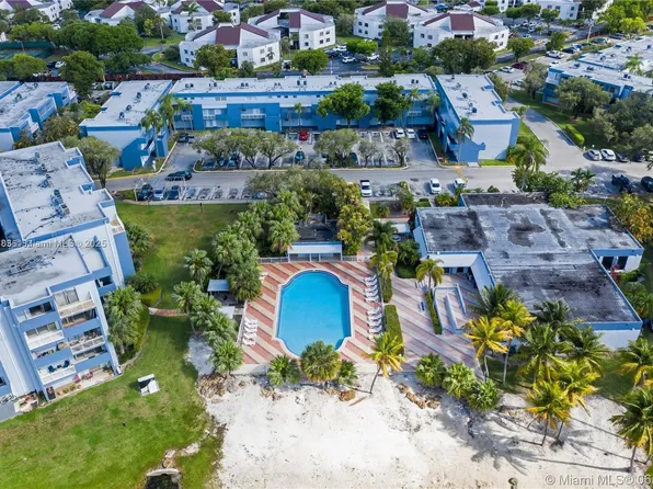 9367 Fontainebleau Blvd APT G234, Miami, FL 33172