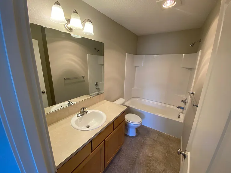 18441 Annamae Ln — Photo 8