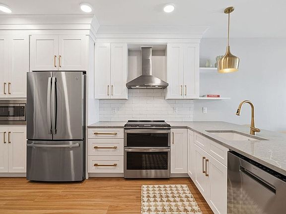 5th image of 99 Foundry Place #207