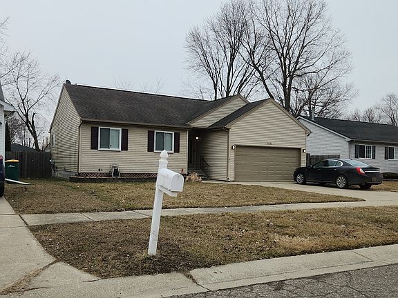 3rd image of 6161 Loraine St
