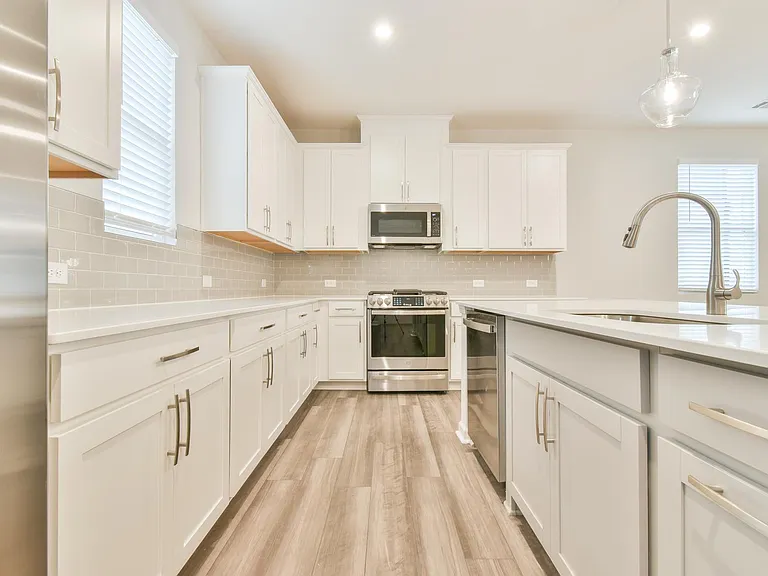2630 Whistler Way NE — Photo 9