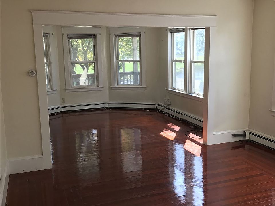 1st image of 172 Freeborn Ave