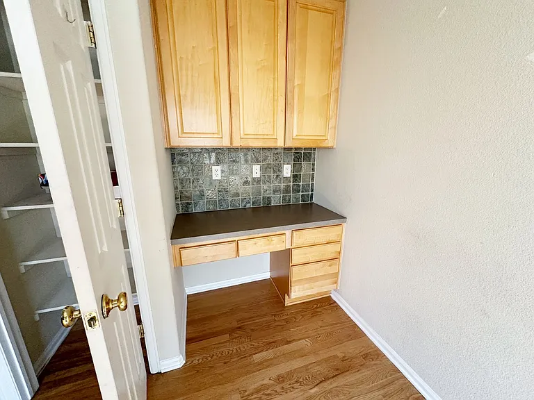 22351 E Plymouth Cir — Photo 12