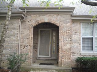 312 Parkway Ave, Bloomingdale, IL 60108