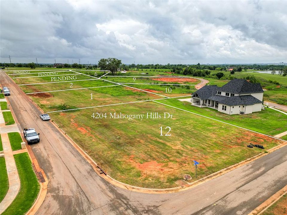 1st image of 4204 Mahogany Hls #12