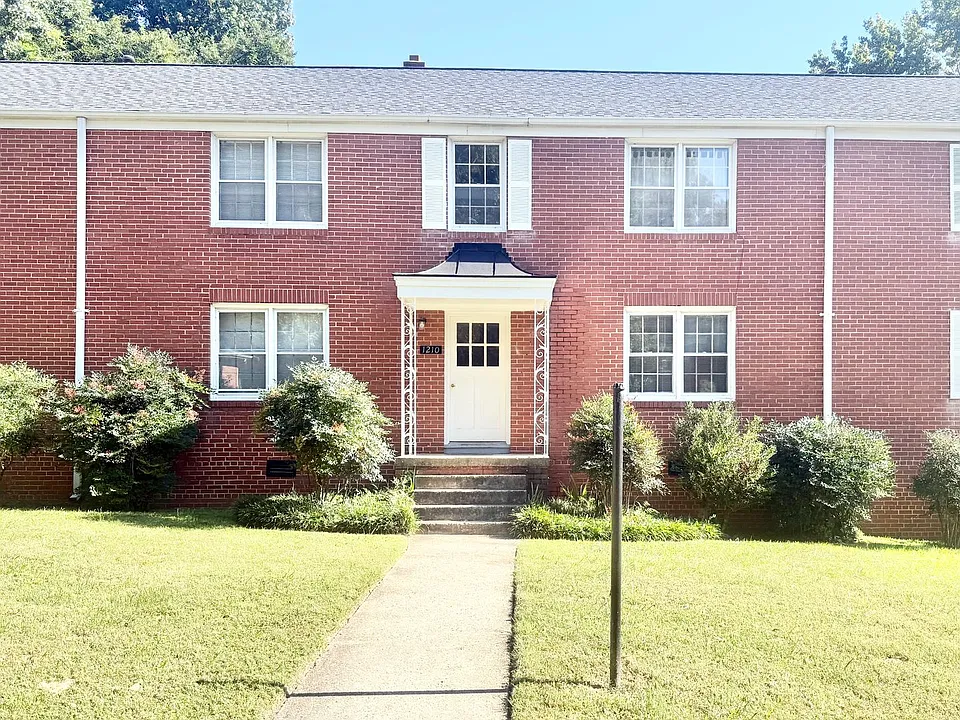 1210 Whilden Pl #B