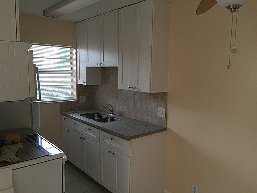 5th image of 801 S Federal Hwy APT 108