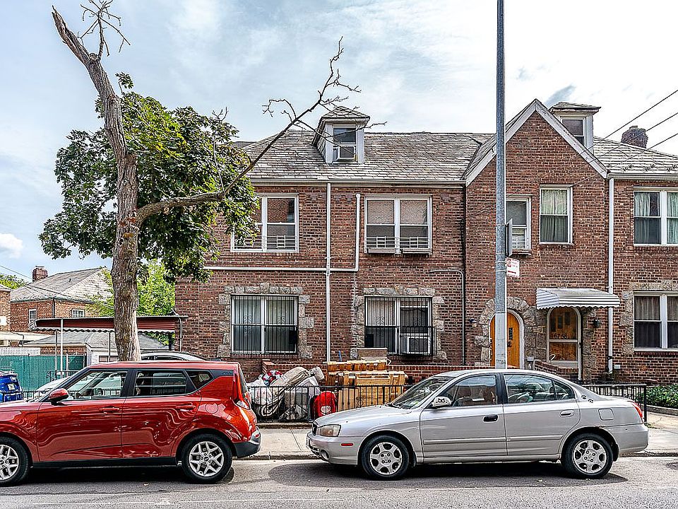 1st image of 67-62 Burns St #2