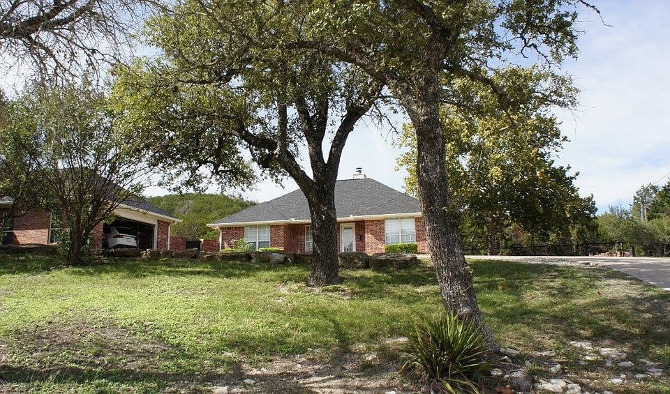 817 Saddlewood Blvd, Kerrville, TX 78028 Zillow