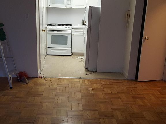 5th image of 13921 86th Ave APT 2A