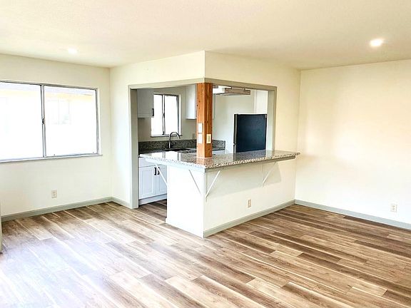 2nd image of 2919 Monte Diablo Ave Unit 4