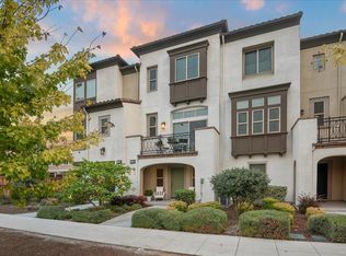 137 Fairchild Dr, Mountain View, CA 94043