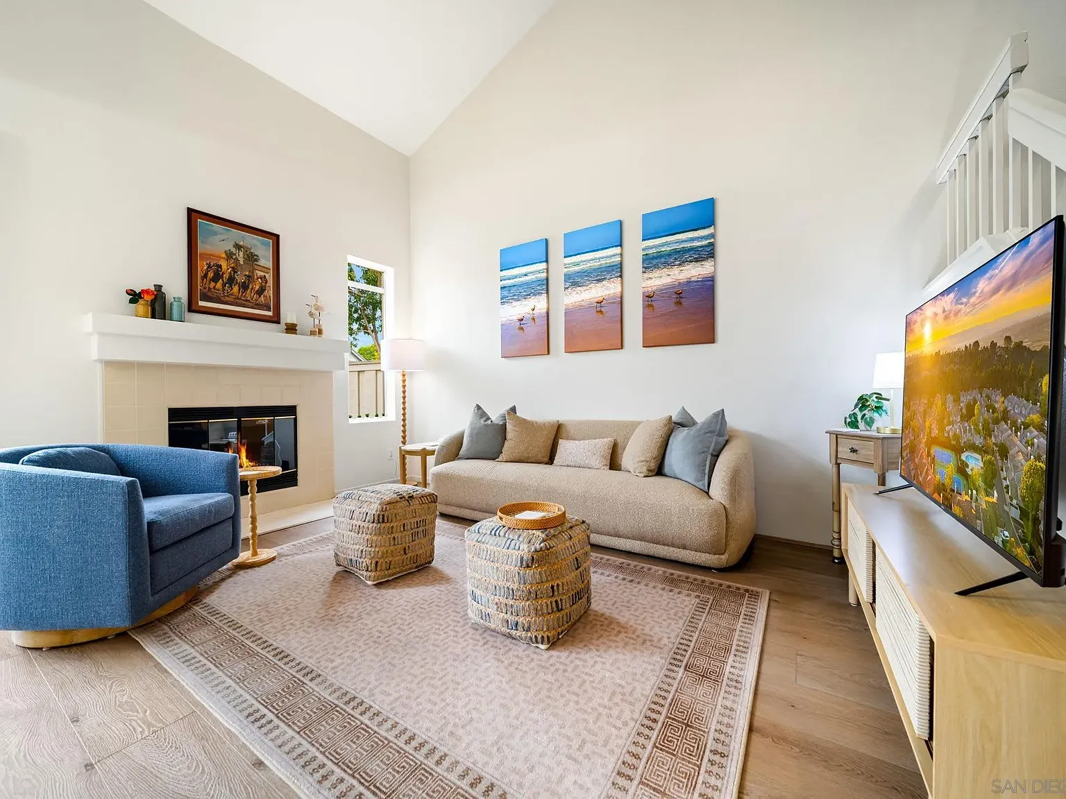 2 bed, 2.5 bath, 1208 sqft, $5,600 — Photo 1