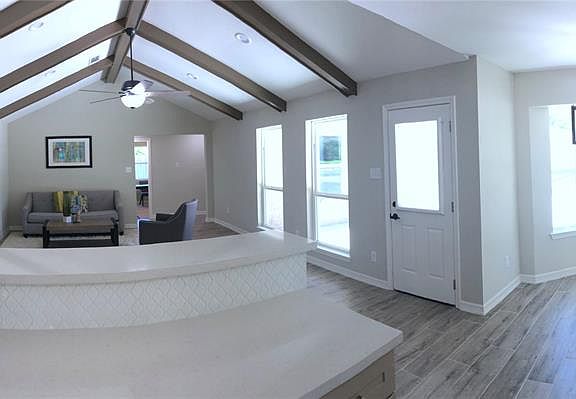 4th image of 12631 Manor Dr