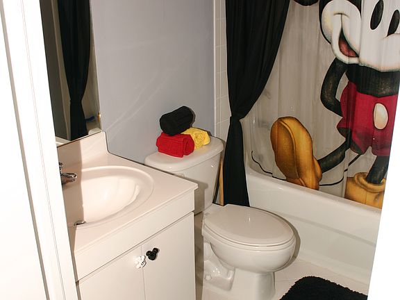2nd image of 1251 Se 27th Street #101