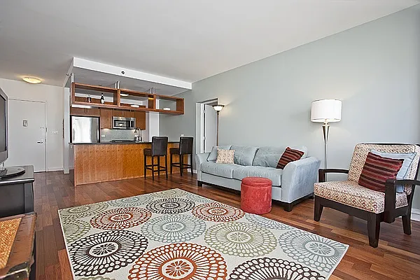 Sold by Nest Seekers International | media 11