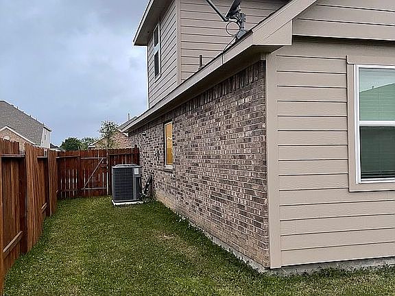 2nd image of 3603 Gracie Cir