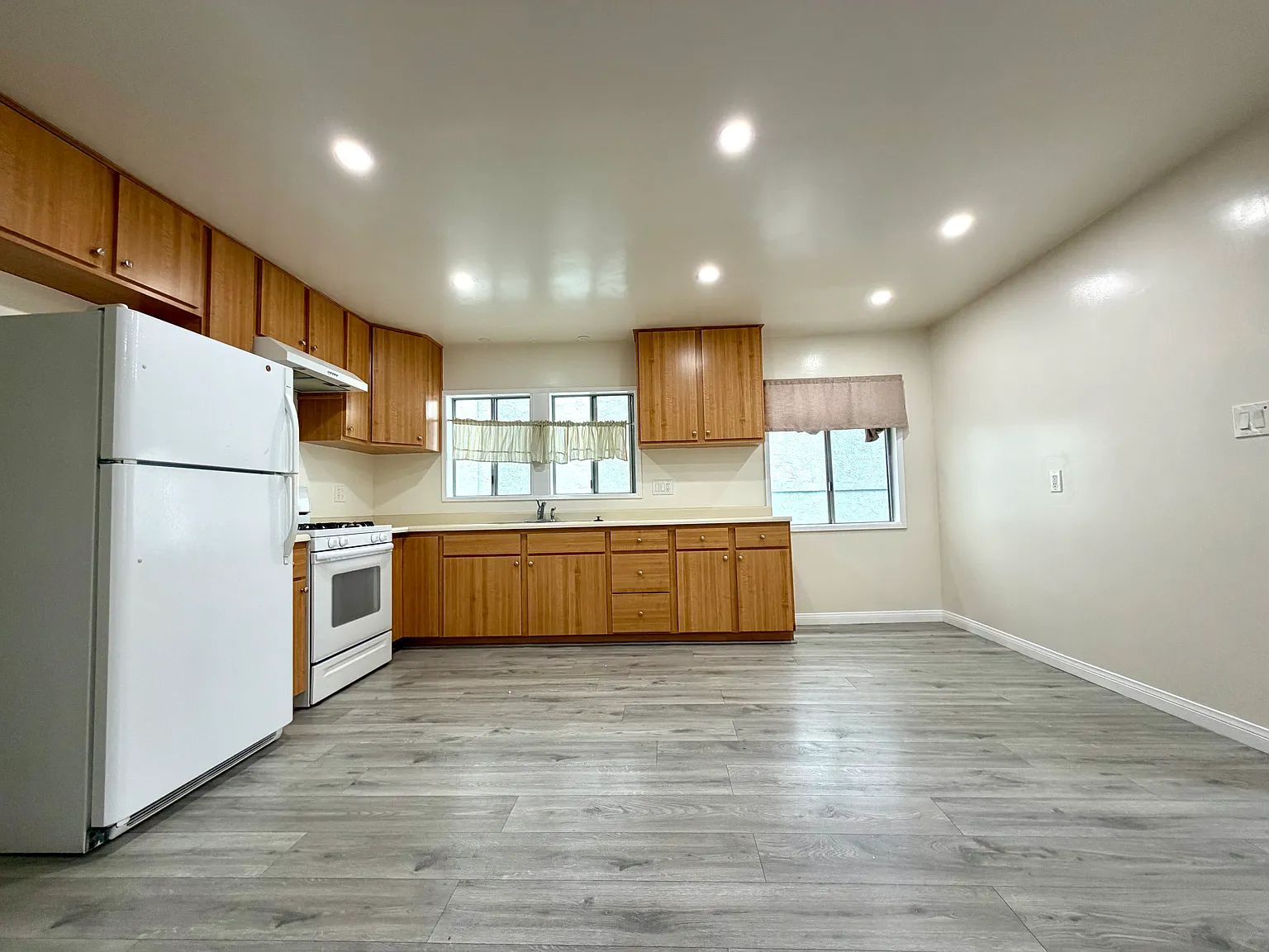 1 bed, 780 sqft, $2,300 — Photo 4