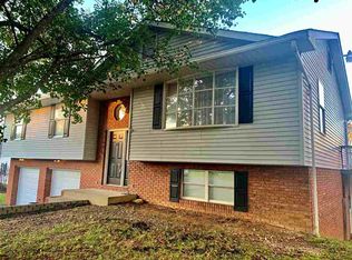 2310 Lancer Ct, Flatwoods, KY 41139