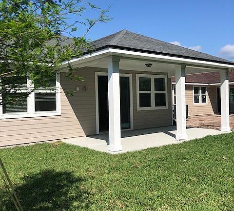5th image of 553 Aventurine Ave