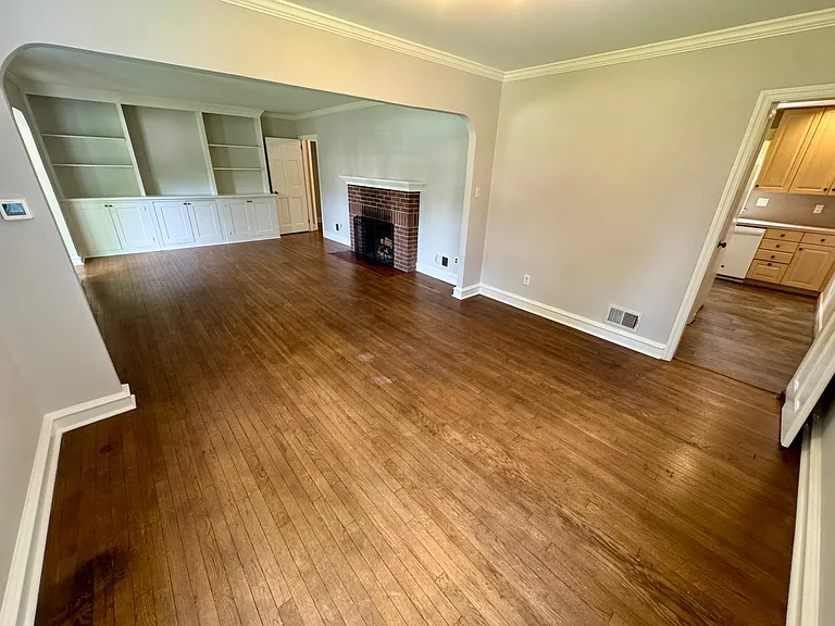 416 Townsend Rd — Photo 5
