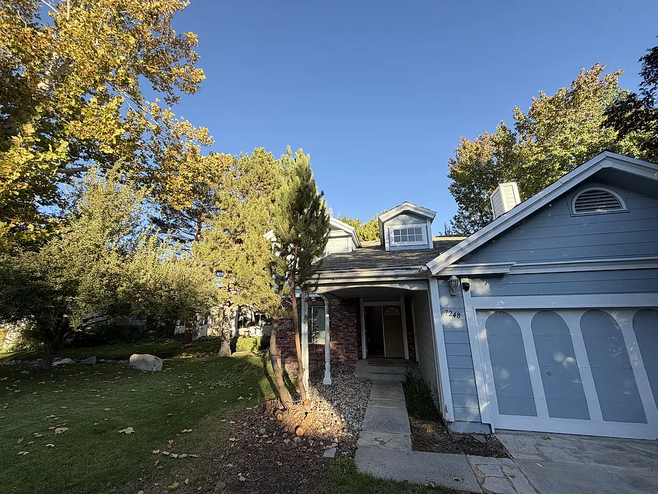 7248 Blue Falls Cir