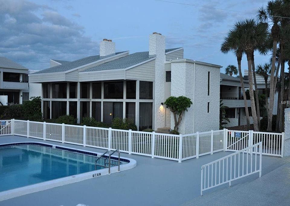 1st image of 1555 Tarpon Center Dr APT 133