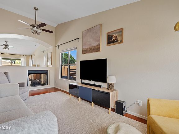 5th image of 2341 E GERONIMO Street