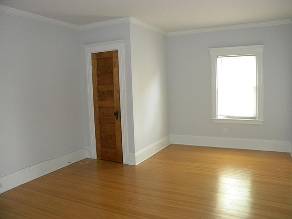 Hardwood Floors Thru-out