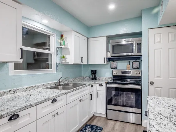 4941 Virgil St, Fort Worth, TX 76119