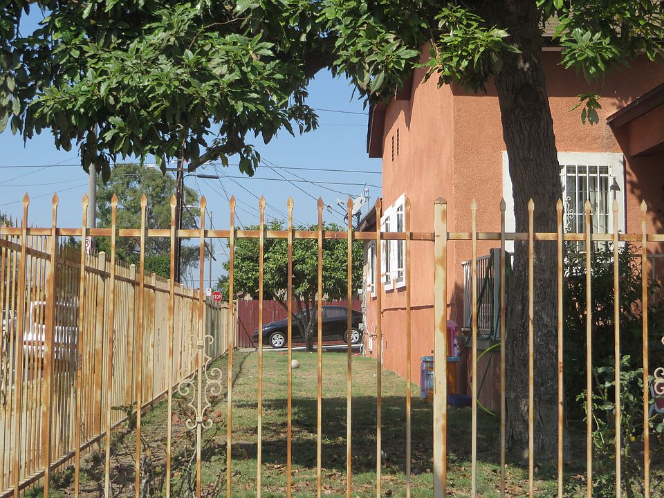 2nd image of 6633 Denver Ave