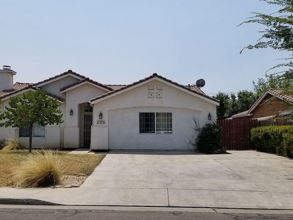 1st image of 2323 W Delta Ave