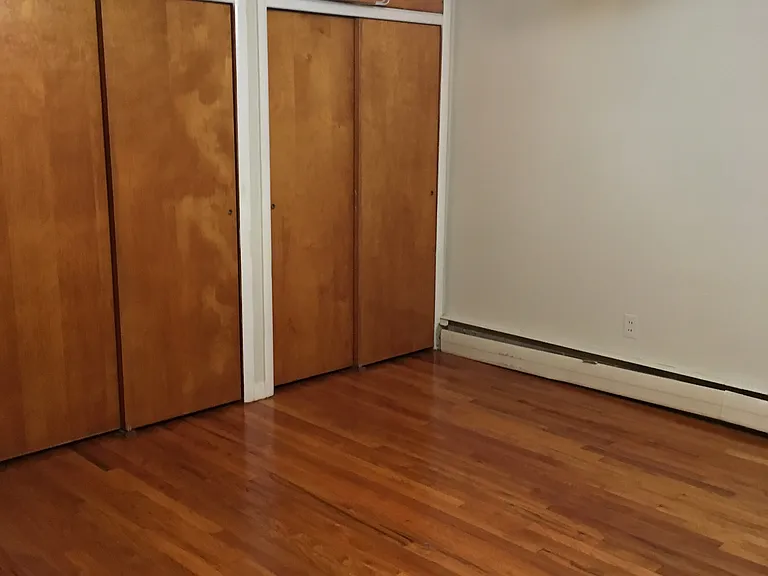 1059 Brighton St #1 — Photo 7