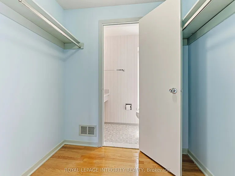 1842 Playfair Dr — Photo 21