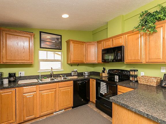 5th image of 2633 Wimsatt Ct