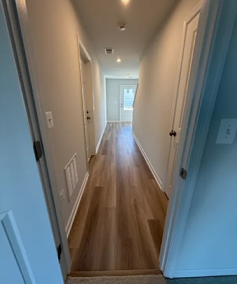 62 Saxon St — Photo 12