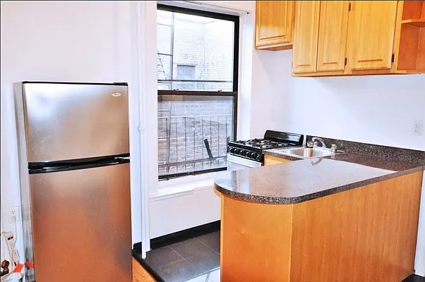 Rented by REAL New York | media 7