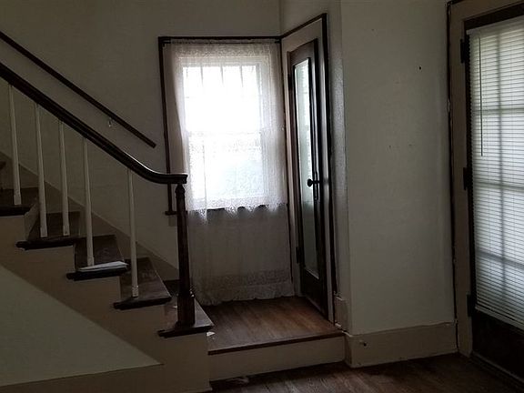 4th image of 151 Gage Ave
