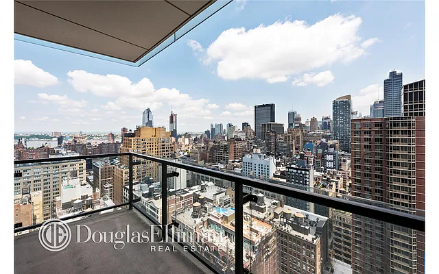 Rented by Douglas Elliman | media 17