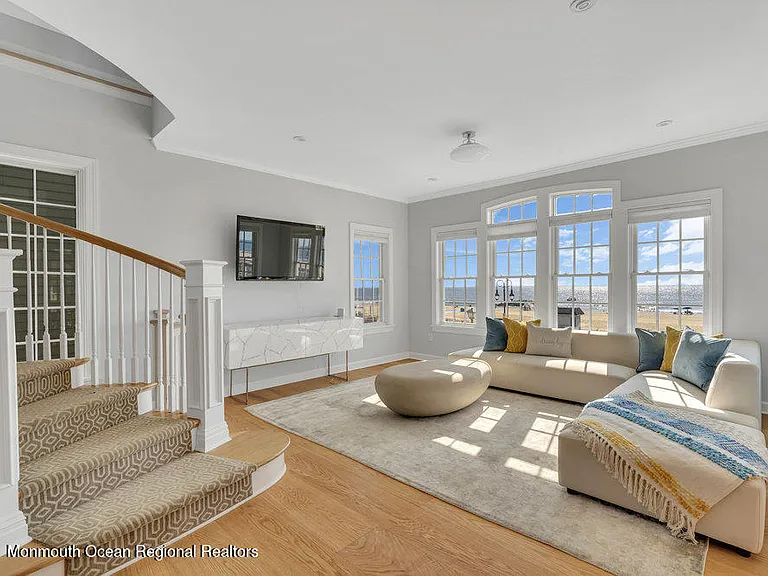 1302 Ocean Ave — Photo 36