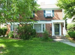 18219 Winslow Rd #2, Shaker Heights, OH 44122