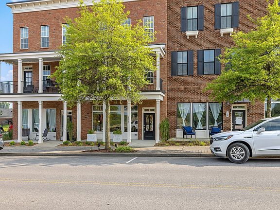 4th image of 2035 Tollgate Blvd