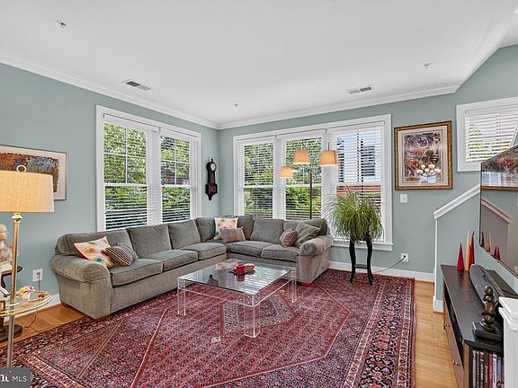 4th image of 8612 Springvale Rd