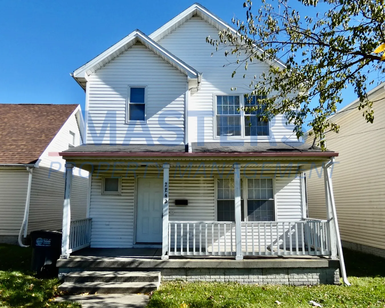 2242 Kent St — Photo 1