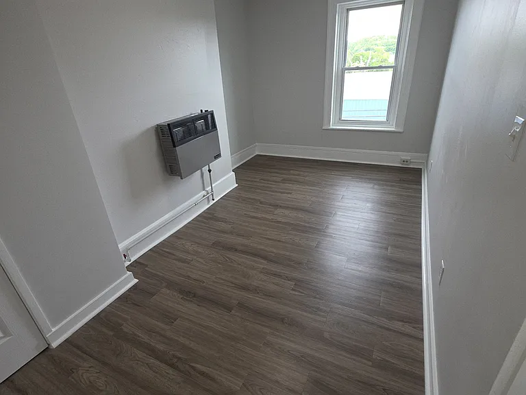 533 Broadway #5 — Photo 7